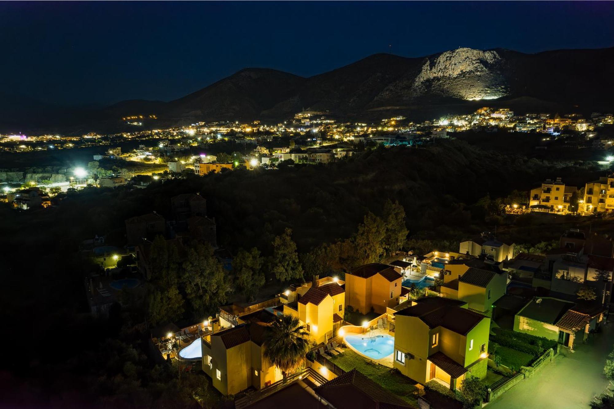 Renia'S Villas Hersonissos  Exterior photo