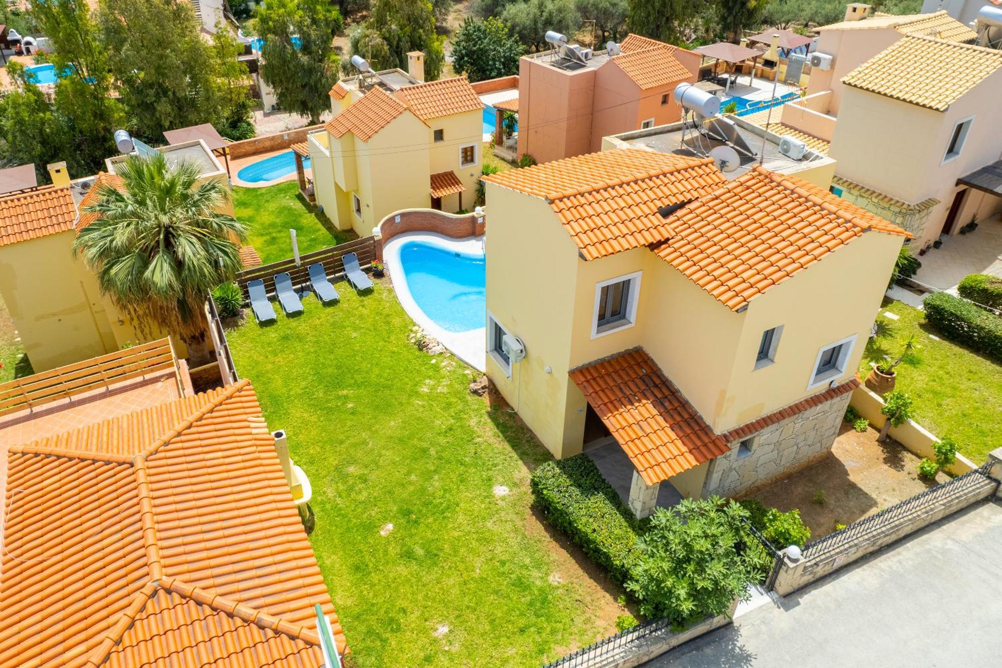 Renia'S Villas Hersonissos  Exterior photo