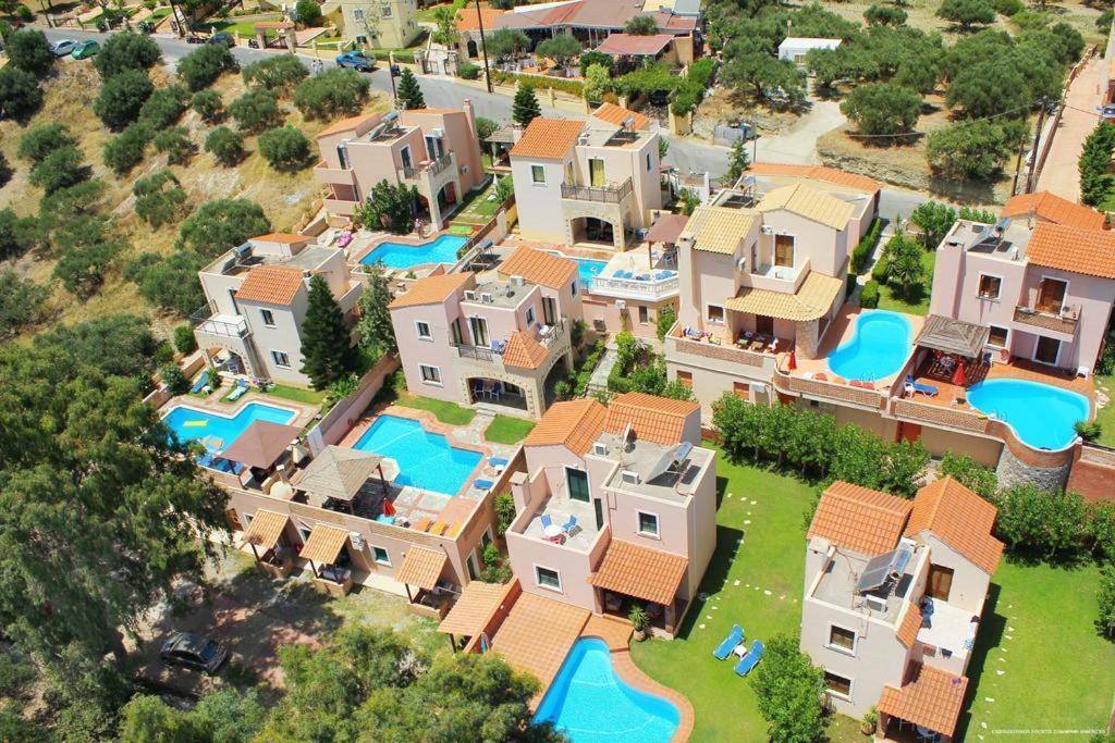 Renia'S Villas Hersonissos  Exterior photo